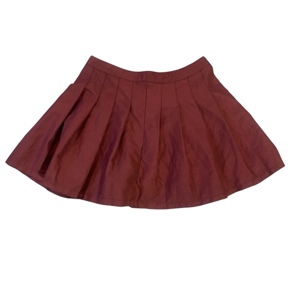 Forever 21 Burgundy Pleated Mini Skirt Size M Women’s Schoolgirl Style - Picture 3 of 9